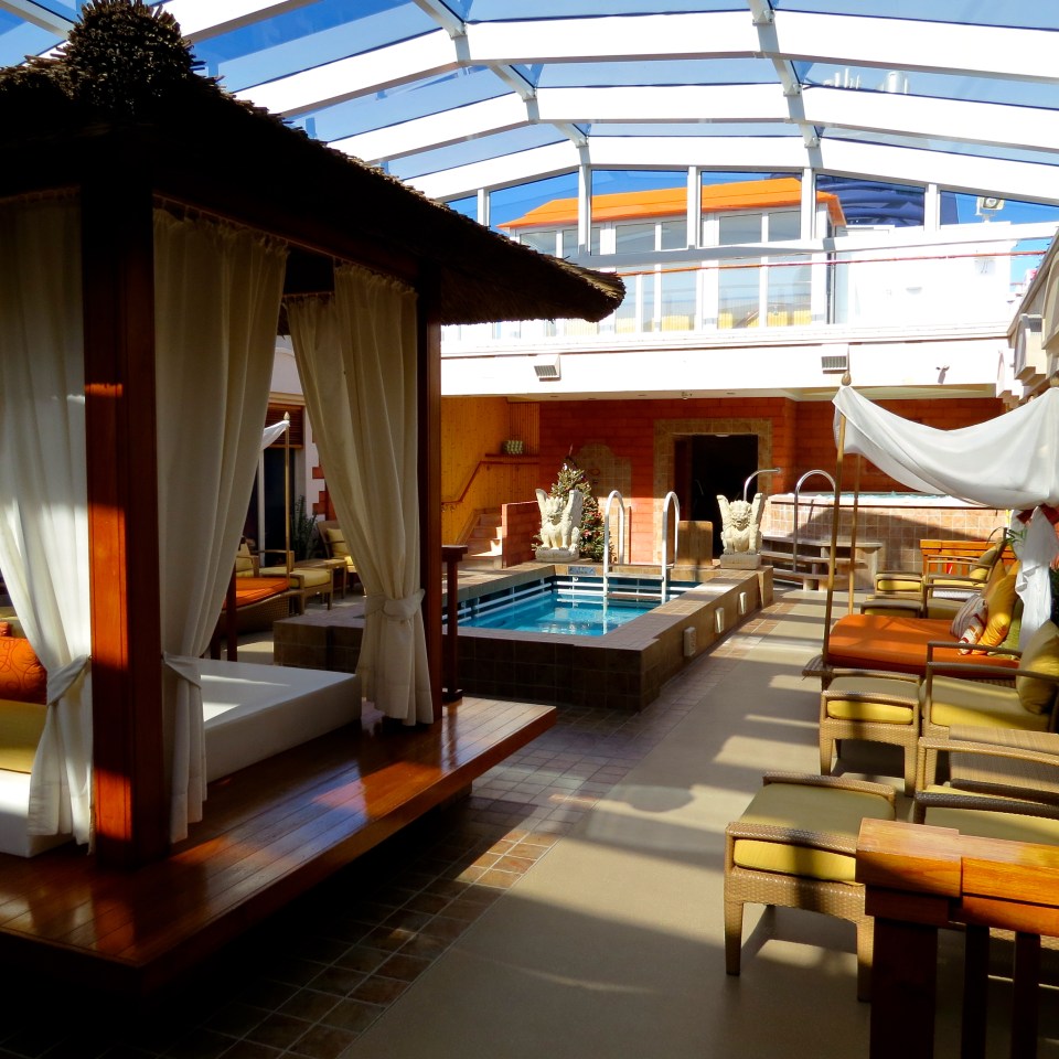 The Haven on the Norwegian Jewel. A private area for guests staying in the suites.
