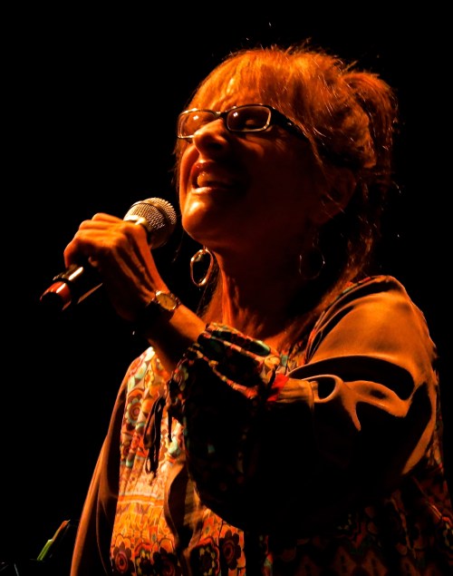 Patti LuPone singing Buenos Aires.