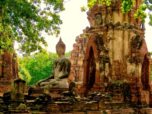 Buddha among the ruins at Wat Mahathat.