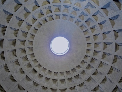 Looking up at the oculus in the Pantheon.